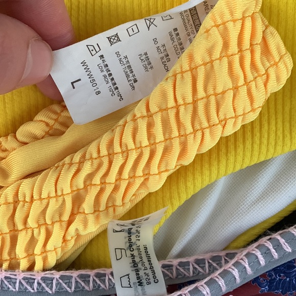 🤩 Bikini Bundle!! - Picture 3 of 6